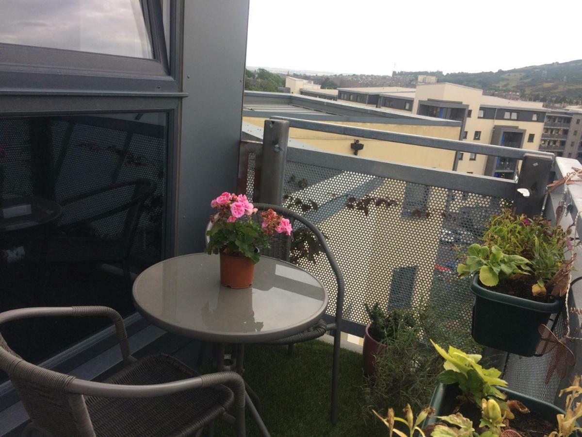 Penthouse Near Easter Road Hotel Edinburgh Luaran gambar